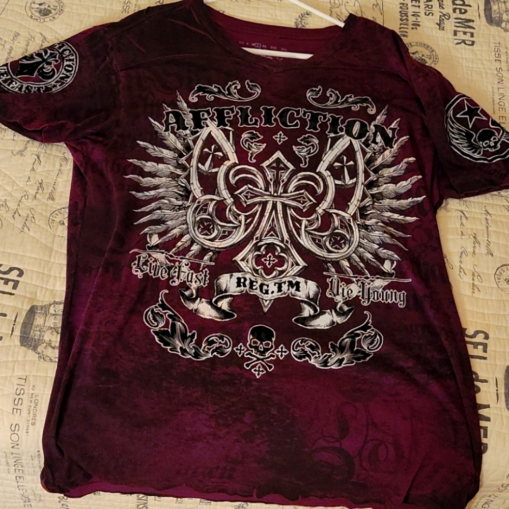 Men's large Affliction shirt